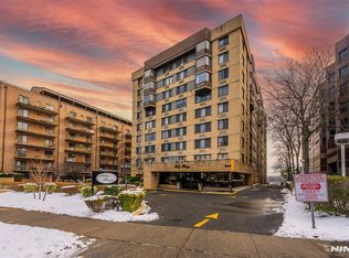 344 Prospect Ave APT 2E, Hackensack, NJ 07601