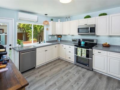 1125 Wainiha St APT D, Honolulu, HI, 96825