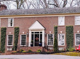 103 Oakmont Pl, Jackson, TN 38305