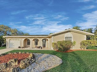 663 SW 17th Ct, Boca Raton, FL 33486