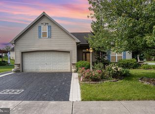 333 Hollow Vw, Manheim, PA 17545