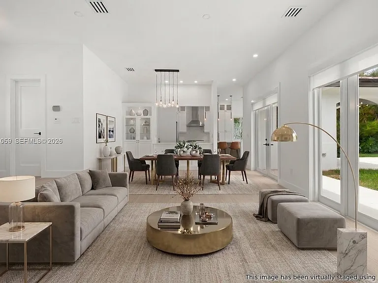1213 Andora Ave — Photo 3