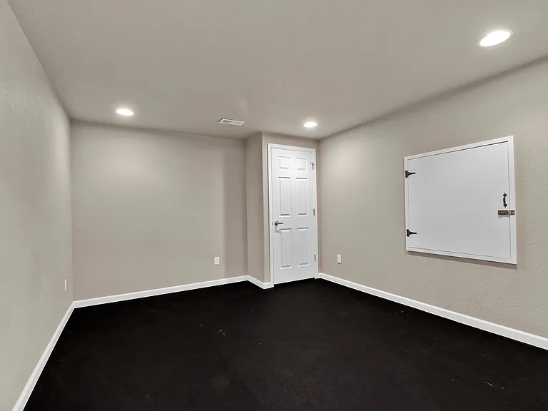 705 Witchhazel Ct — Photo 46