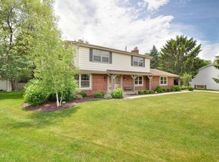 5219 Willowview Rd, Racine, WI 53402