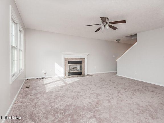 3rd image of 5408 Bannon Crossings Dr