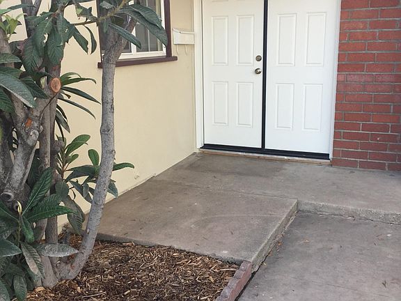 5th image of 27590 Foster Ave