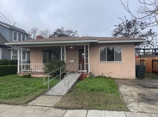 140 S 2nd St, Dixon, CA 95620
