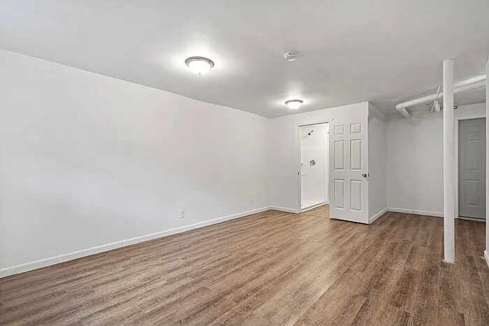 Studio, 1.0 bath, 500 sqft, $975 — Photo 2