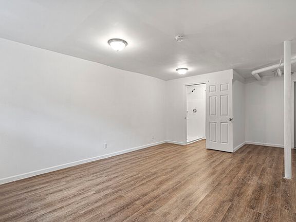 2nd image of 1709 Golf Club Rd #D