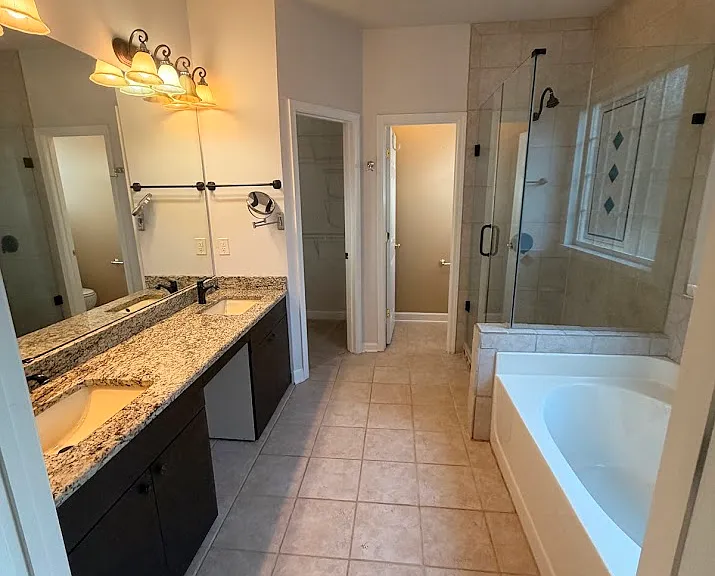 12019 Humboldt Dr — Photo 10