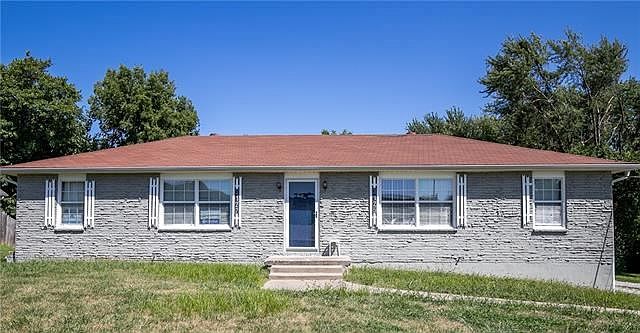 1st image of 3125-3127 N 72nd St