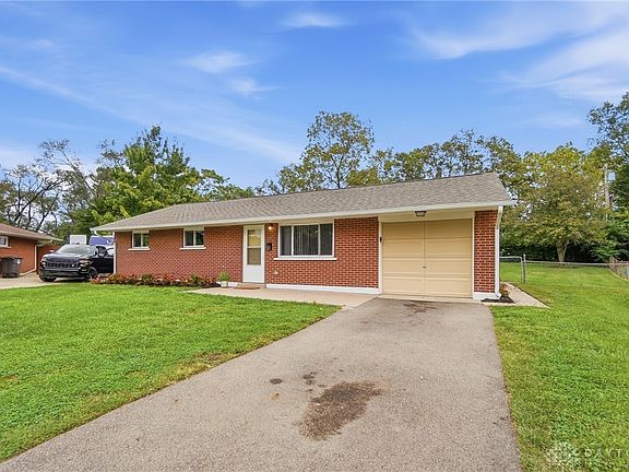 2nd image of 313 Windsor Ct