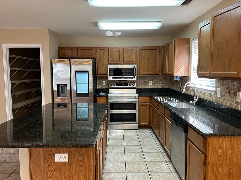 3648 Diamond Fls — Photo 12