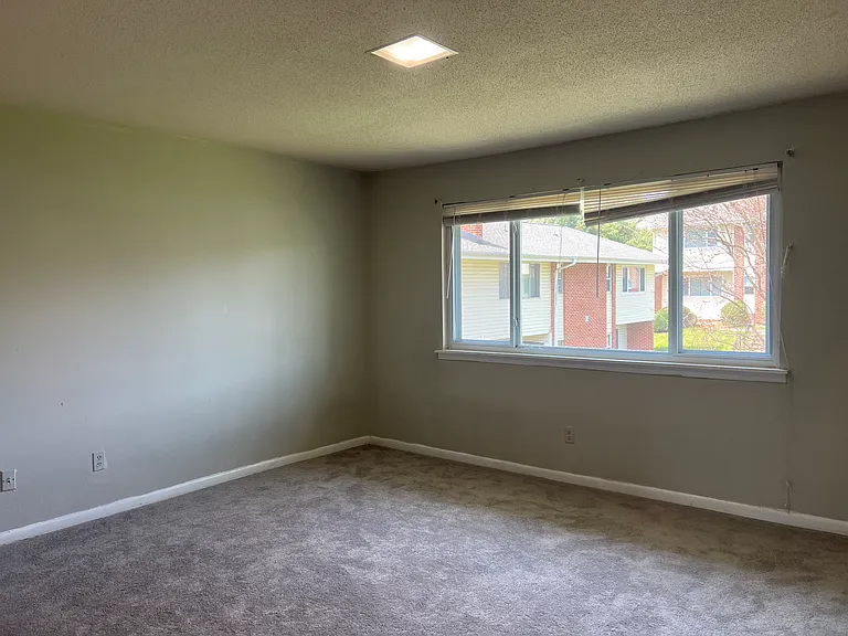 2343 Champion Ct — Photo 24