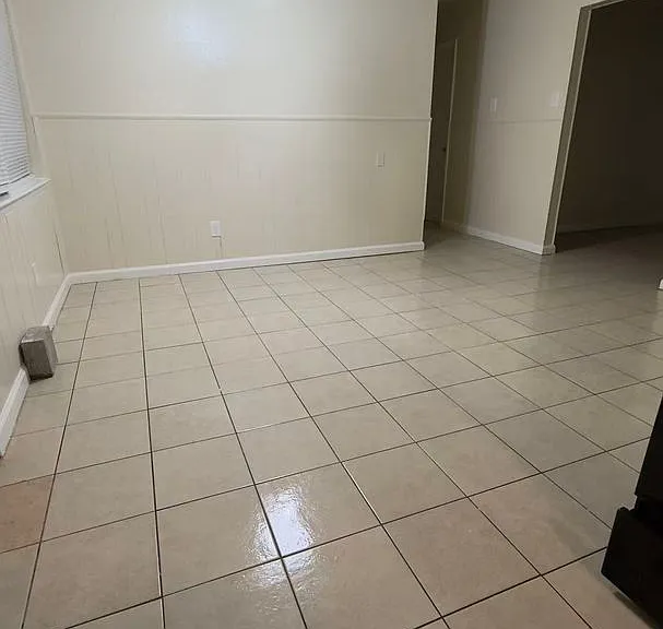3064 Clover Dr — Photo 6
