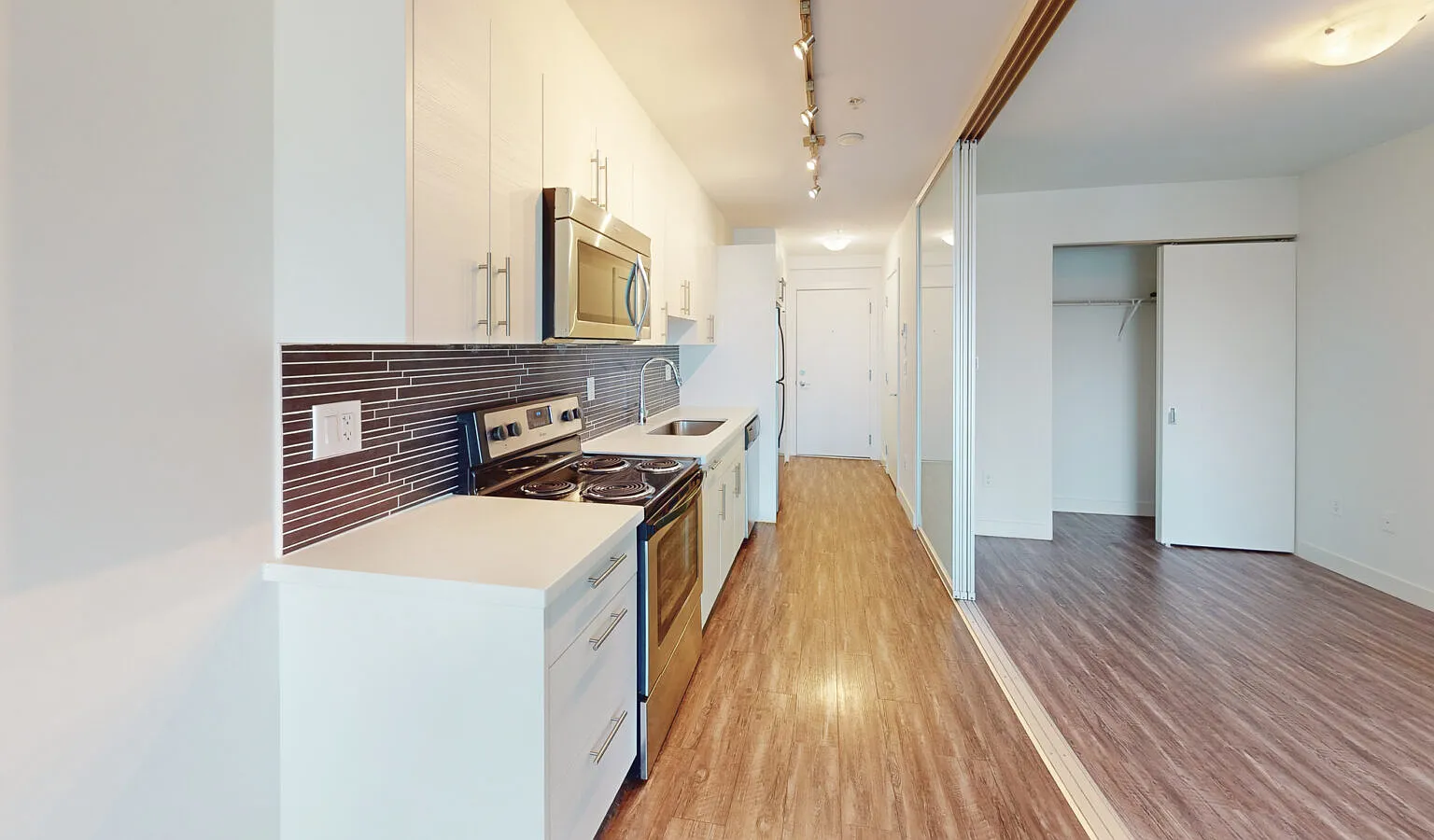 Sunrise Heights Apartments — Photo 1