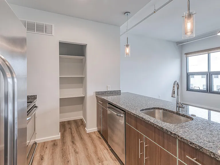Brown Street Lofts — Photo 25