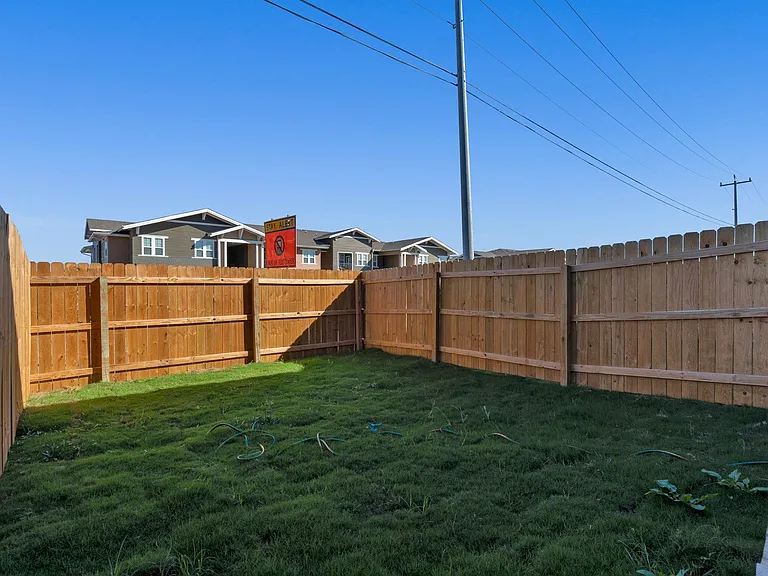 9426 Apple Ridge Ln — Photo 5