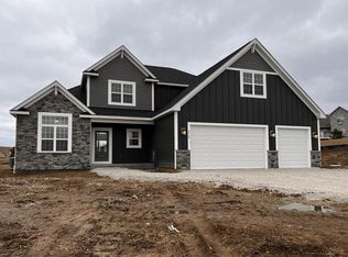 8439 93rd Ct, Pleasant Prairie, WI 53158