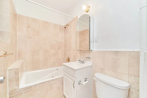 Rented by Living New York | media 9