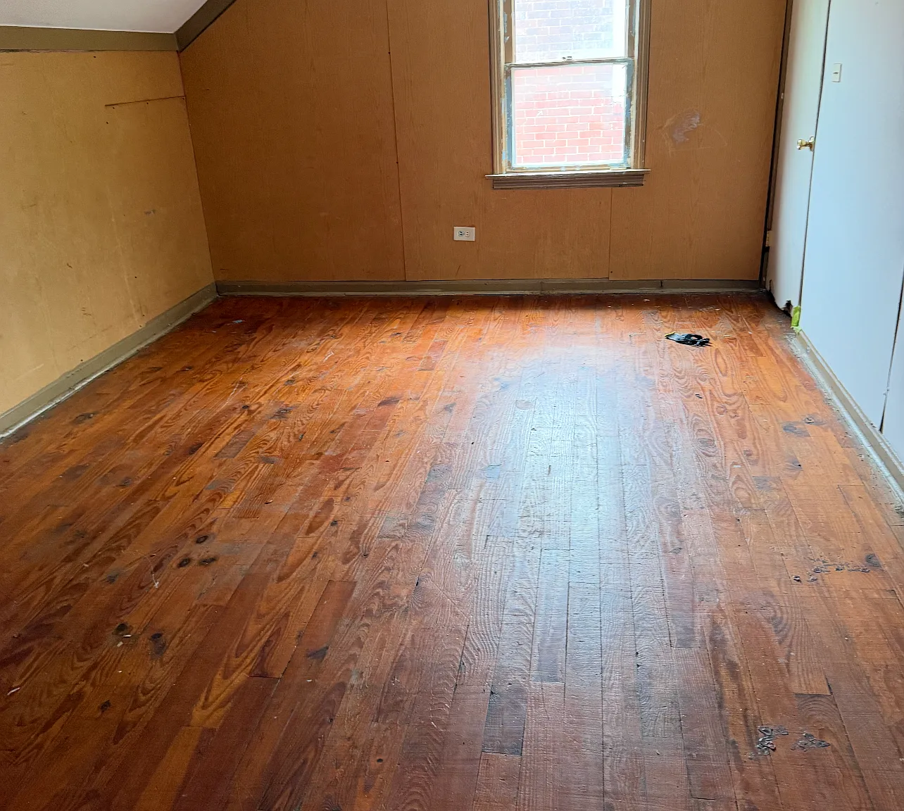 4 bed, 1142 sqft, $1,350 — Photo 3