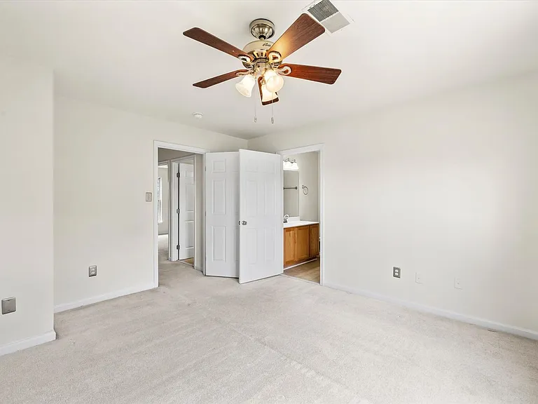 4701 Colonnade Way — Photo 15