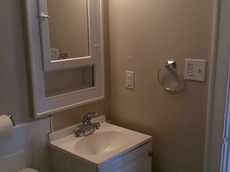 214 Fir St — Photo 10