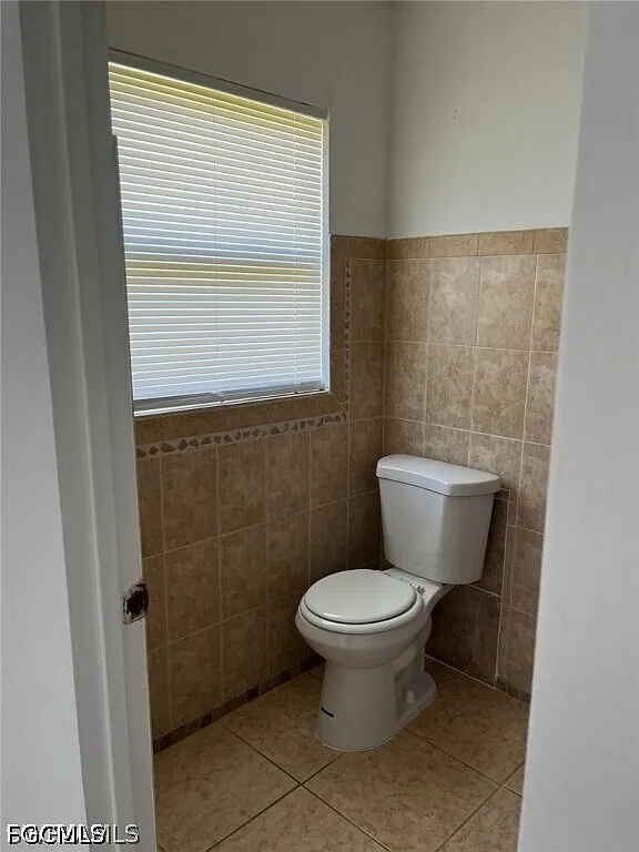 3 bed, 2.0 bath, 1430 sqft, $1,600 — Photo 4