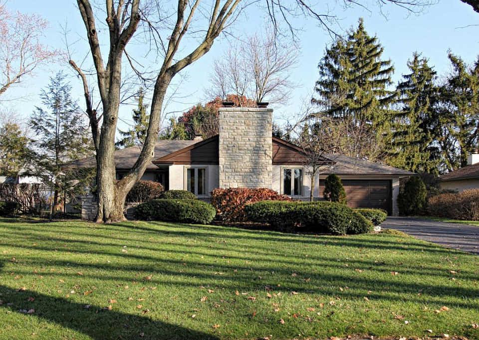 1st image of 2924 Wellesley Dr