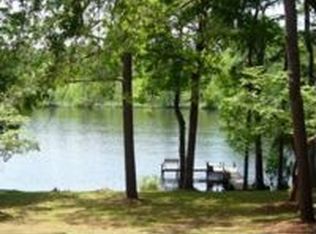 282 Shoreline Dr, New Bern, NC 28562