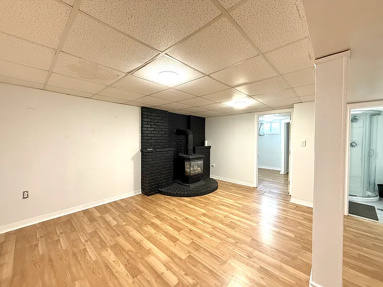 52 Bogart St — Photo 3