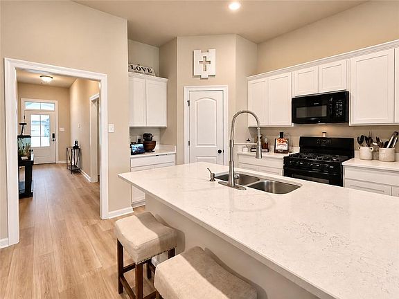 2nd image of 11268 Clover Knoll Dr