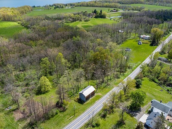 3rd image of 3400 County Road 28
