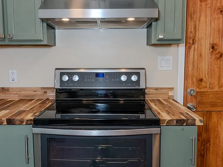 315 Broad Dr SW — Photo 7