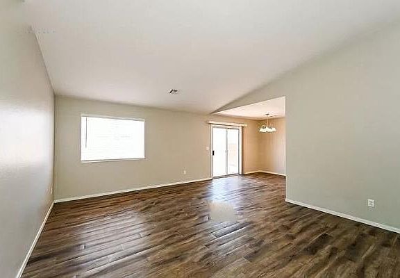 3rd image of 316 Meadow Flower Ave