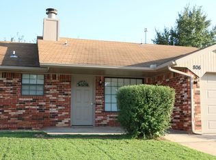806 W Forster Dr, Mustang, OK 73064