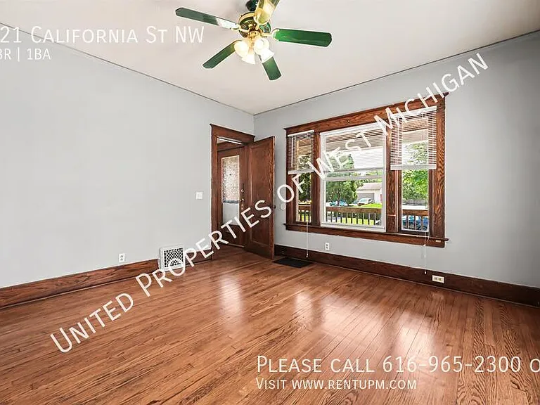 721 California St NW — Photo 5