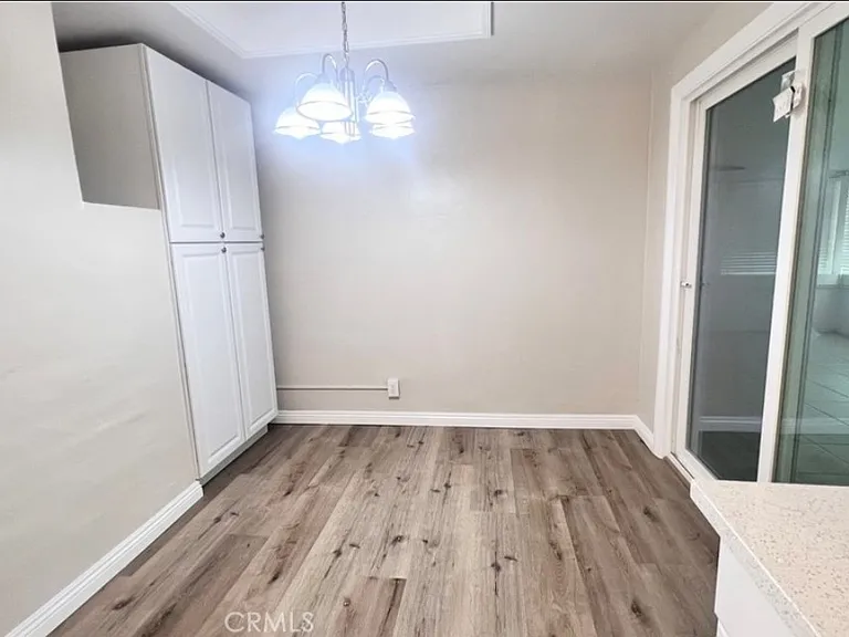 25587 Lane St — Photo 11