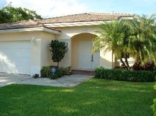 4490 NW 45th Ter, Coconut Creek, FL 33073