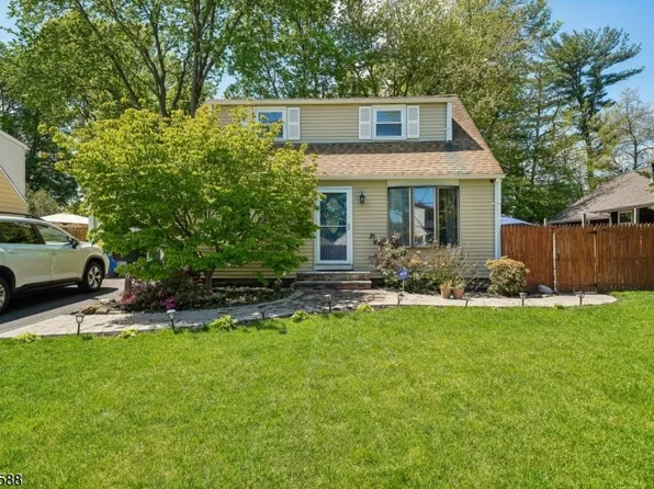 345 Redmont Rd, North Plainfield Boro, NJ 07063