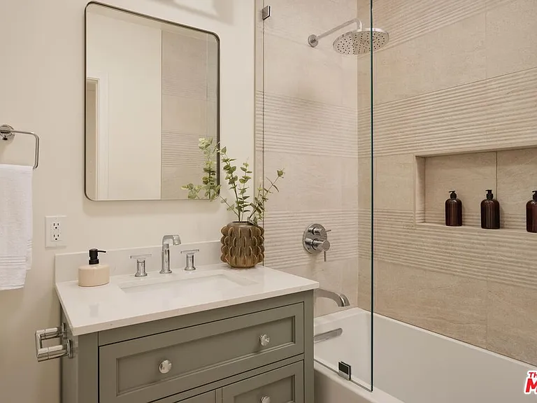 8607 Clifton Way — Photo 11
