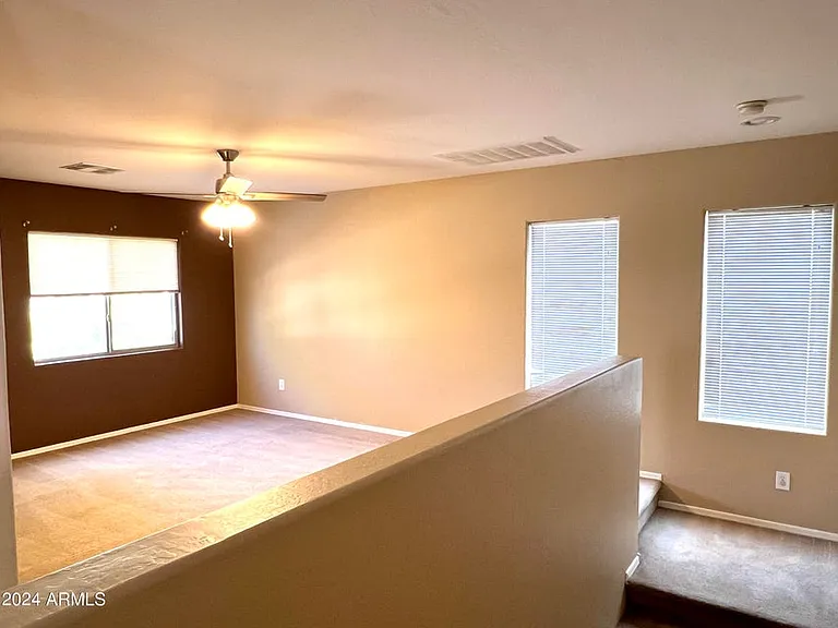 2414 W Hunter Ct — Photo 11