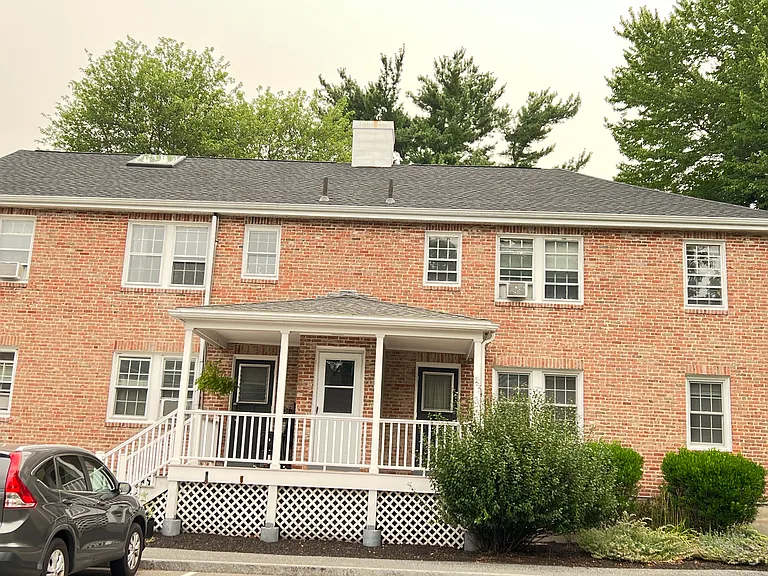 17 Hammond Pond Pkwy — Photo 16