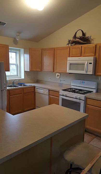1st image of 2527 Sheehan Dr #202