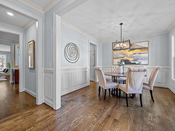 4th image of 417 Redhill Rd