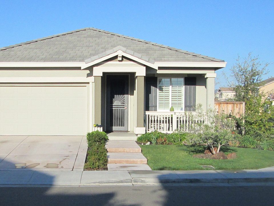 1st image of 212 Fiesta Way