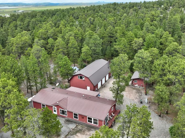 11 Fox Dr, Moorcroft, WY 82721