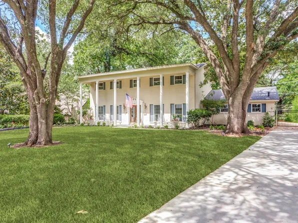 4316 Springbranch Dr, Benbrook, TX 76116