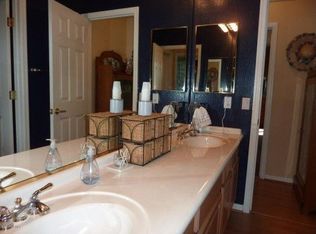 1536 N Rico Cir, Mesa, AZ 85213