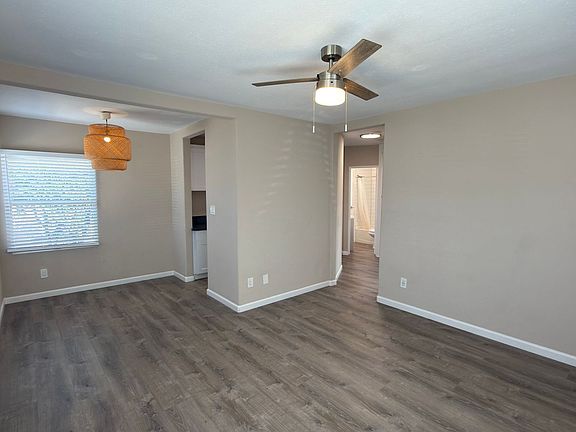 3rd image of 4555-4557 36th St